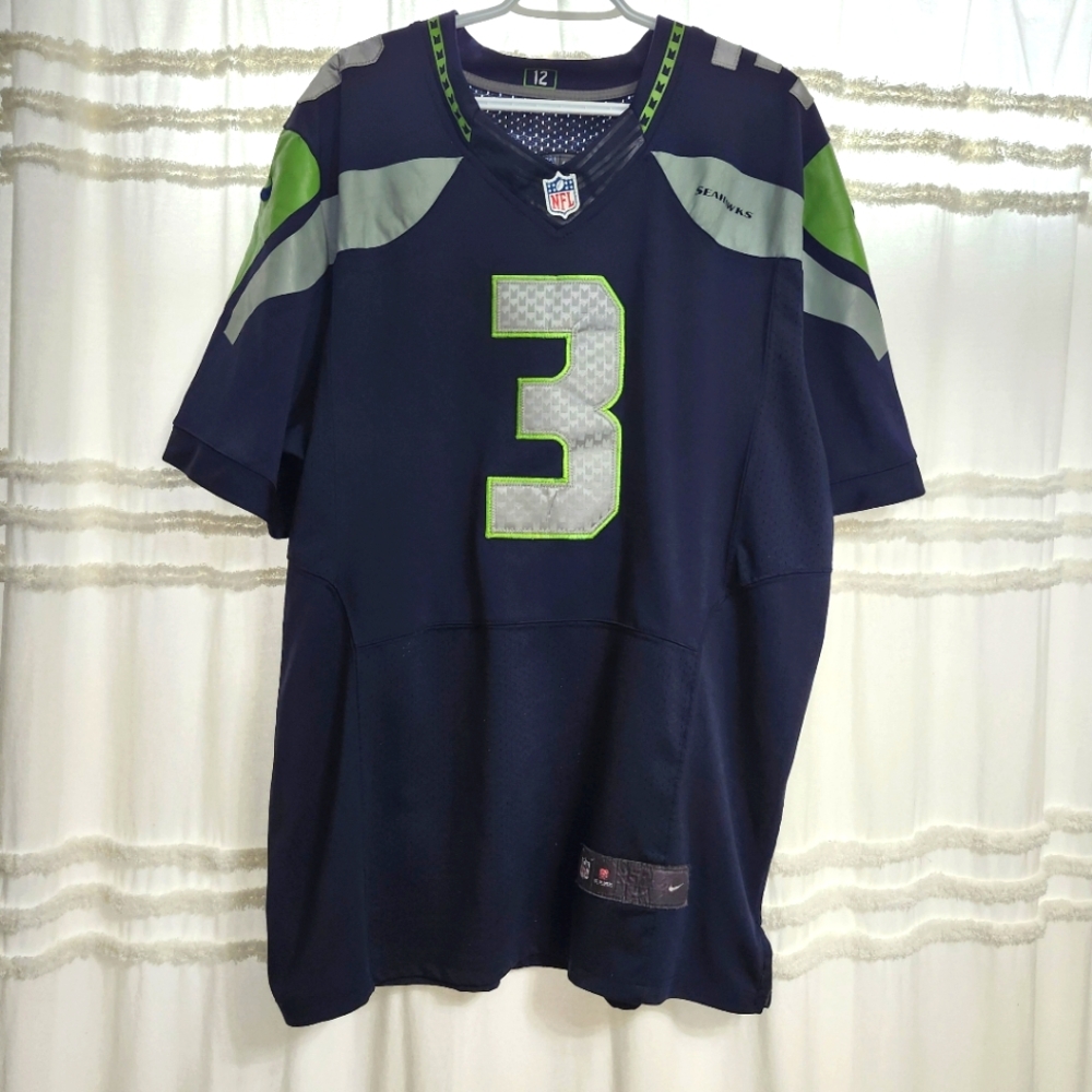 NFL Seattle Seahawks jersey. DICOUNTED TO FINAL PRICE.